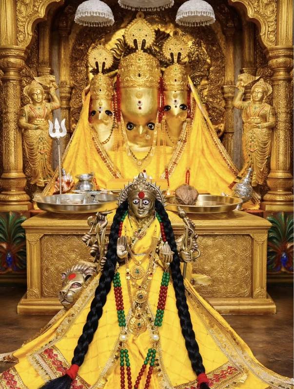 Maa Baglamukhi